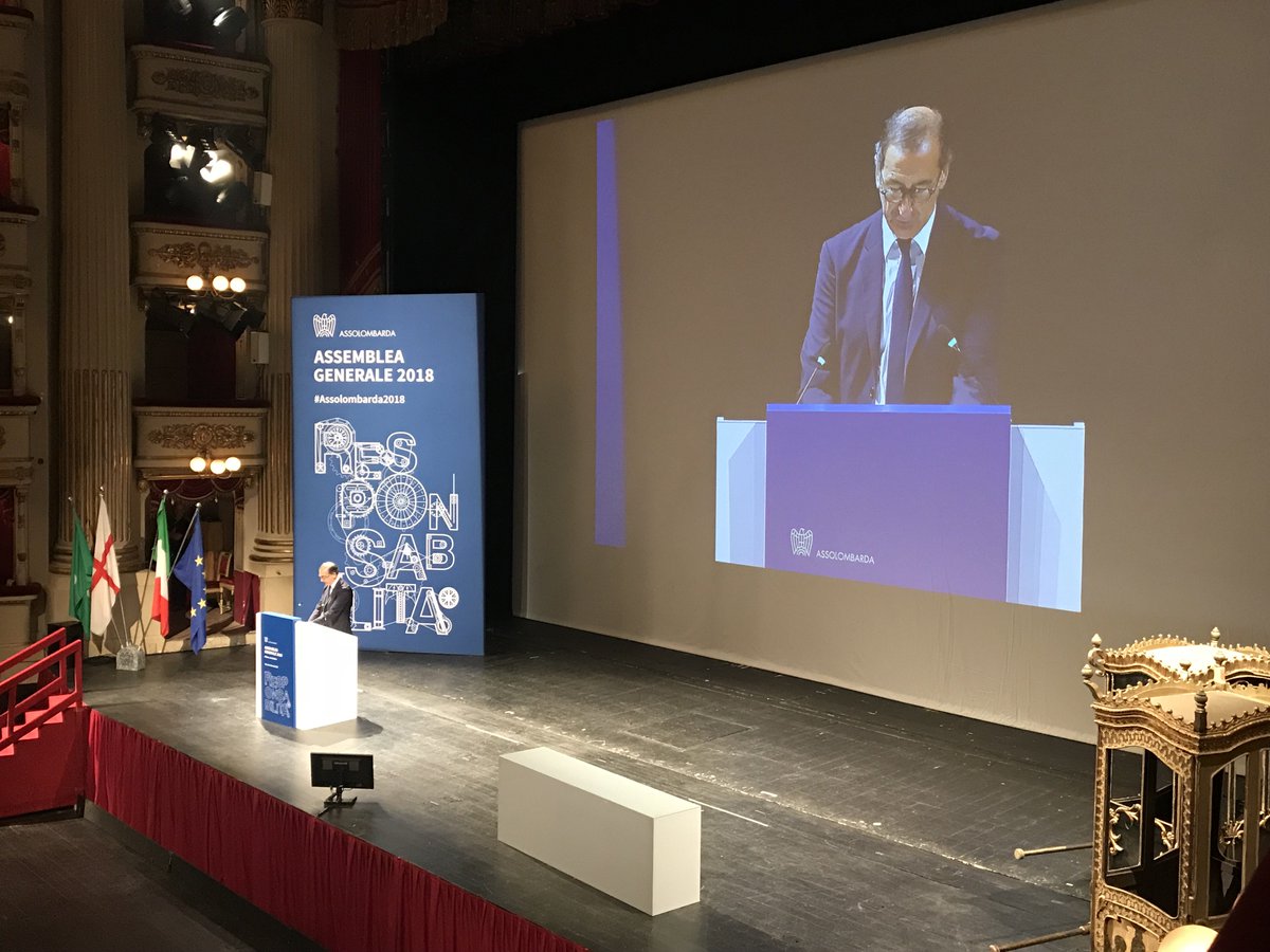 CareerPathsLive's tweet photo. “Noi siamo responsabili di ciò che saremo. E l’Italia che sarà vive oggi. Nella nostra voglia di realizzarla. Perché la nostra è La Responsabilità del Futuro.
Grazie @Assolombarda @BeppeSala @FontanaPres @CarloBonomi_ 
Giovanni Tria, Vincenzo Boccia
#Assolombarda2018 https://t.co/Kjb6iFCGiO