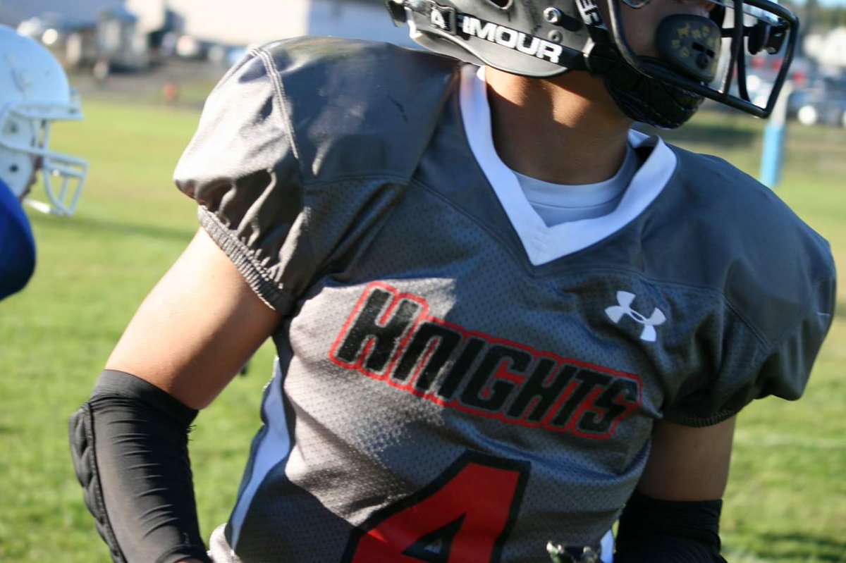 TeninoAthletics's tweet photo. These dudes were fun to watch 👀 this year. Can't wait to see how they grow & represent Tenino ✊ for next few years!!
Future of Tenino 🏈 Football is looking bright!!
@TMS_Knights @TmsKnights #onTenino #goKnights #4and2
📸: @reese_j3 & Heather Marti https://t.co/jf08UmqYCk