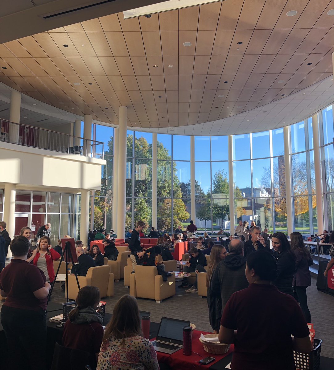 Admission_HU's tweet photo. Fall Visit Days is off to a great start! Can’t wait to meet new prospective students! https://t.co/xRULPag8MU