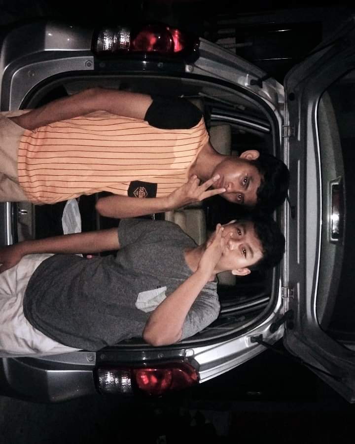 farhanakshaa's tweet photo. Malam kesepian,udh lama kagak 🌚
#brondongsma #brondongtante #brondonglokal #brondongmuda #brondongcoli #brondongbandung #brondongjogja #brondongjakarta #brondongsolo #brondongpekanbaru #brondongriau https://t.co/scCEEqOlfl https://t.co/dltrZ1ydGh