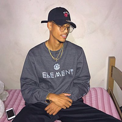 Jc_4p's tweet photo. #NovaFotoDoPerfil https://t.co/75kj1uocbb