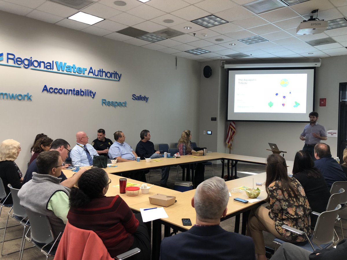TrifectaEco's tweet photo. ๐ฃ We're spreading the word! ๐ฃ Our CEO and co-founder @thehatstc spoke to the @SC_CT_RWA this week about our story, our mission, #WeeklyHarvest, and more in #NewHaven! The free samples of our fresh greens that we gave out were a hit! ๐ฑ #theCitythatFeedsItself https://t.co/7Vnl35XYaF