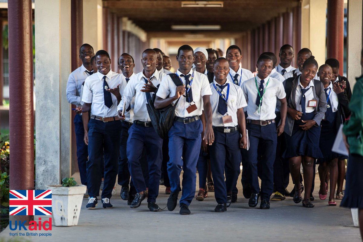 UNICEF_Moz's tweet photo. As Nações Unidas e o Reino Unido @DFID_Moz tem ajudado ao Governo de Moçambique para melhorar a demanda, uso e qualidade das intervenções da saúde reprodutiva, materna, neonatal, infantil e do adolescente em Moçambique até 2020.
#SRMNIA #AquiPrati https://t.co/YGFL1vKYFy