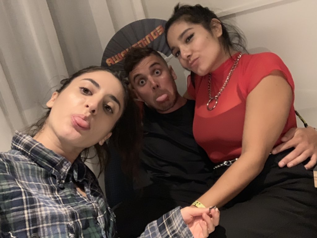 esabelleeden's tweet image. I have to laugh! Gashouder night one was ridiculous 💥🔥💚✨ #ADE18