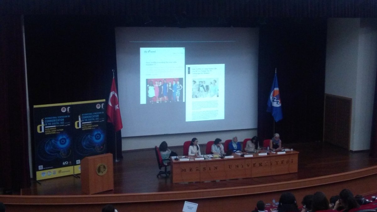 acbner's tweet photo. Prof. Dr. Mutlu Binark başkanlığı ndaki oturum da Derya Özkan "Netflix effect"i anlatıyor..#cida2018 #cidasymposium https://t.co/zadLFEUVLX