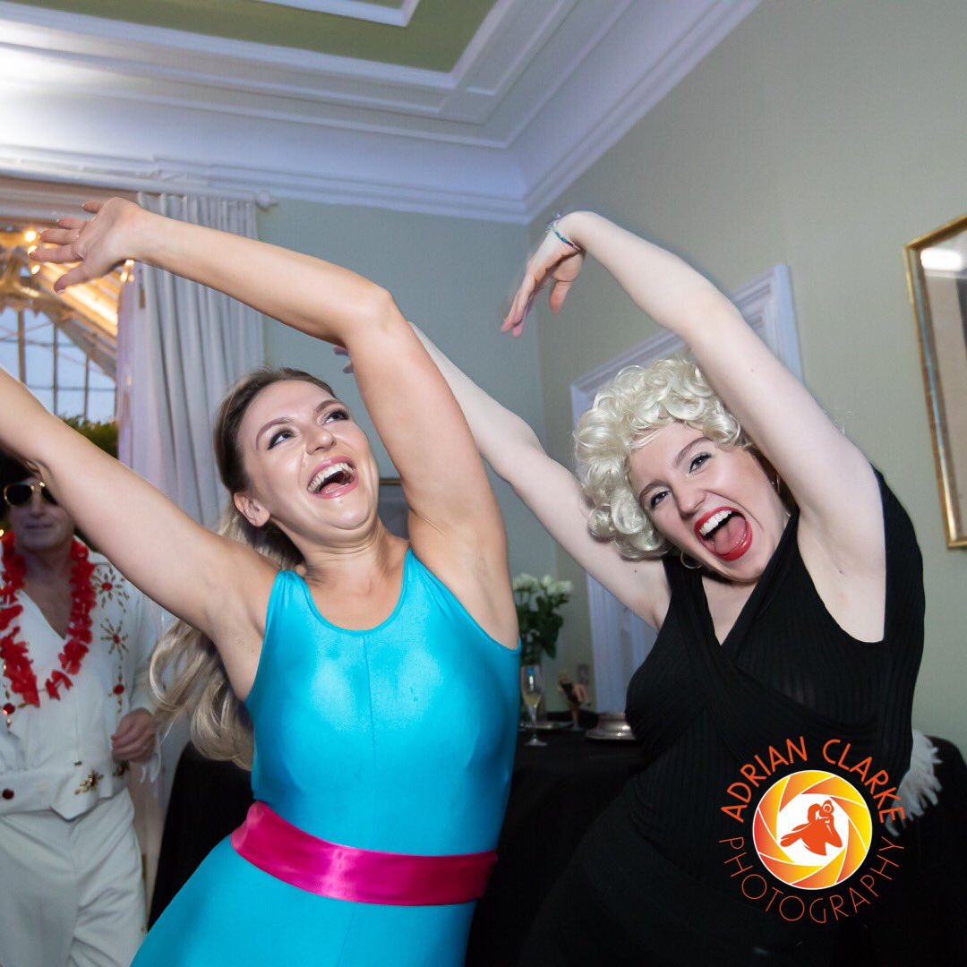 More dancefloor mayhem every way you look! But will you remember it all after the party? #getthepicture #partyphotography