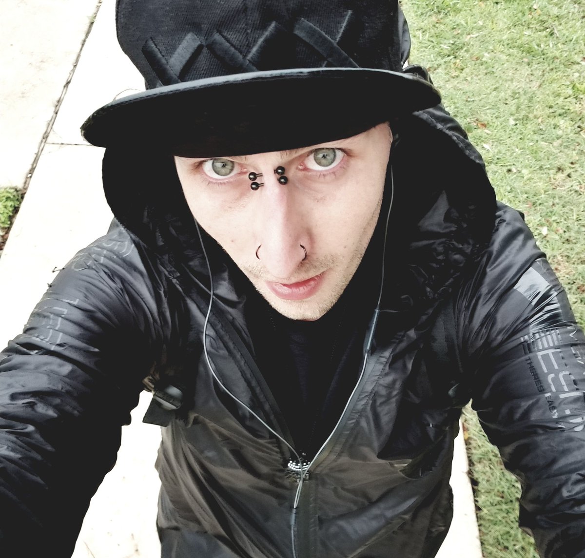CVLT45's tweet photo. FEELING EXTRA ALIEN LATELY! Time to get pretty DZY out again, we have a mothership to summon! #overSEER #CVLT45 #DZYdamn #ASTHETIC #black #white #light #dark #streetwear #fashion #urban #gothic #occult
https://t.co/Ve9M4ediXW https://t.co/l5hrRJV8Hi