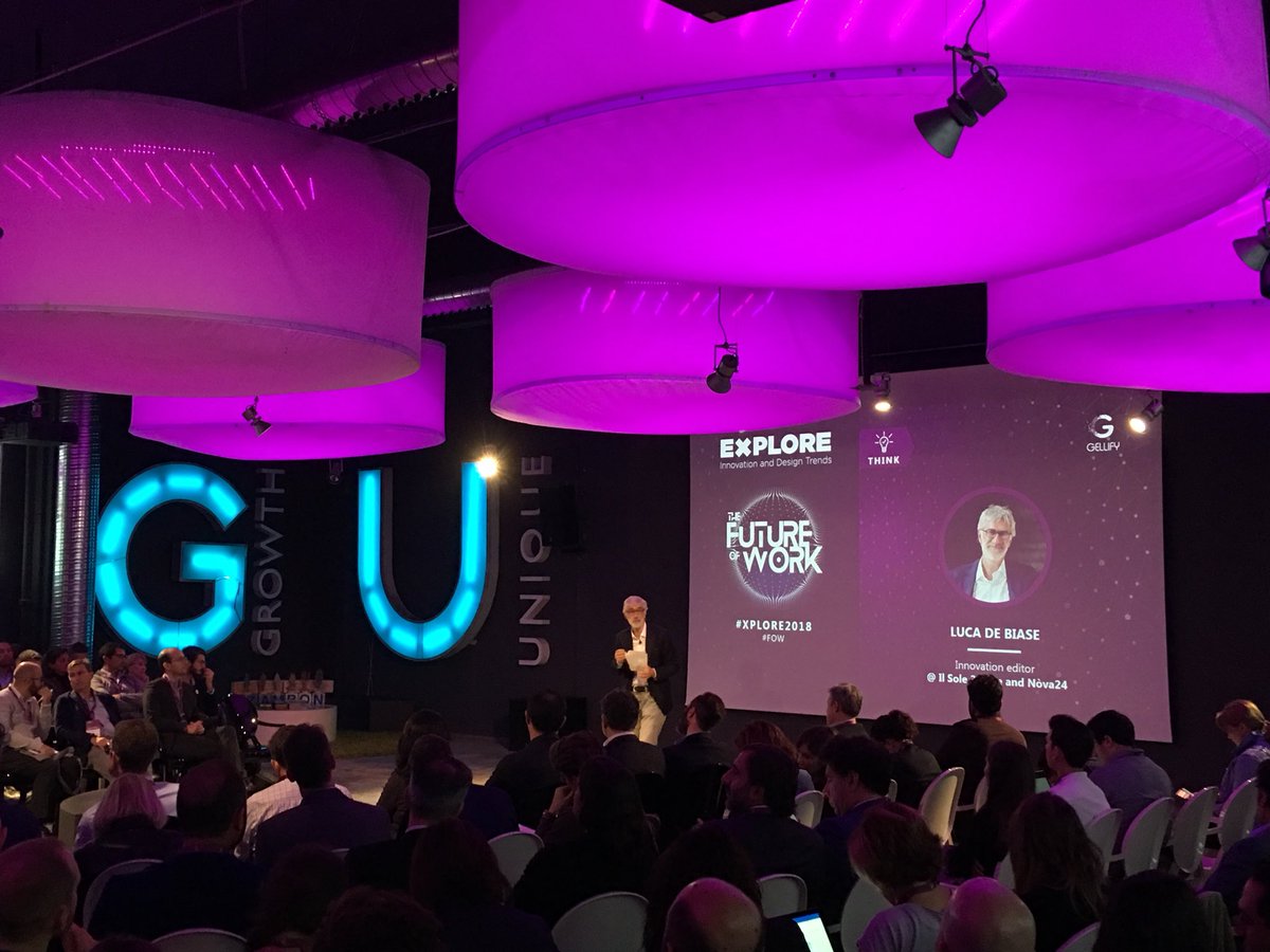 RebeccaMini's tweet photo. @lucadebiase racconta la sua visione del futuro del lavoro #xplore2018 #FOW https://t.co/OiButG7ZqL
