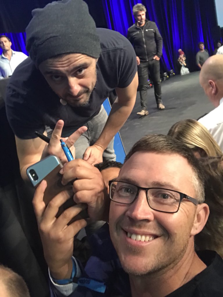 ddc784's tweet photo. @garyvee No thank you @garyvee you are a massive influence and inspiration 🙏🏻 https://t.co/qCc3BT6oBZ
