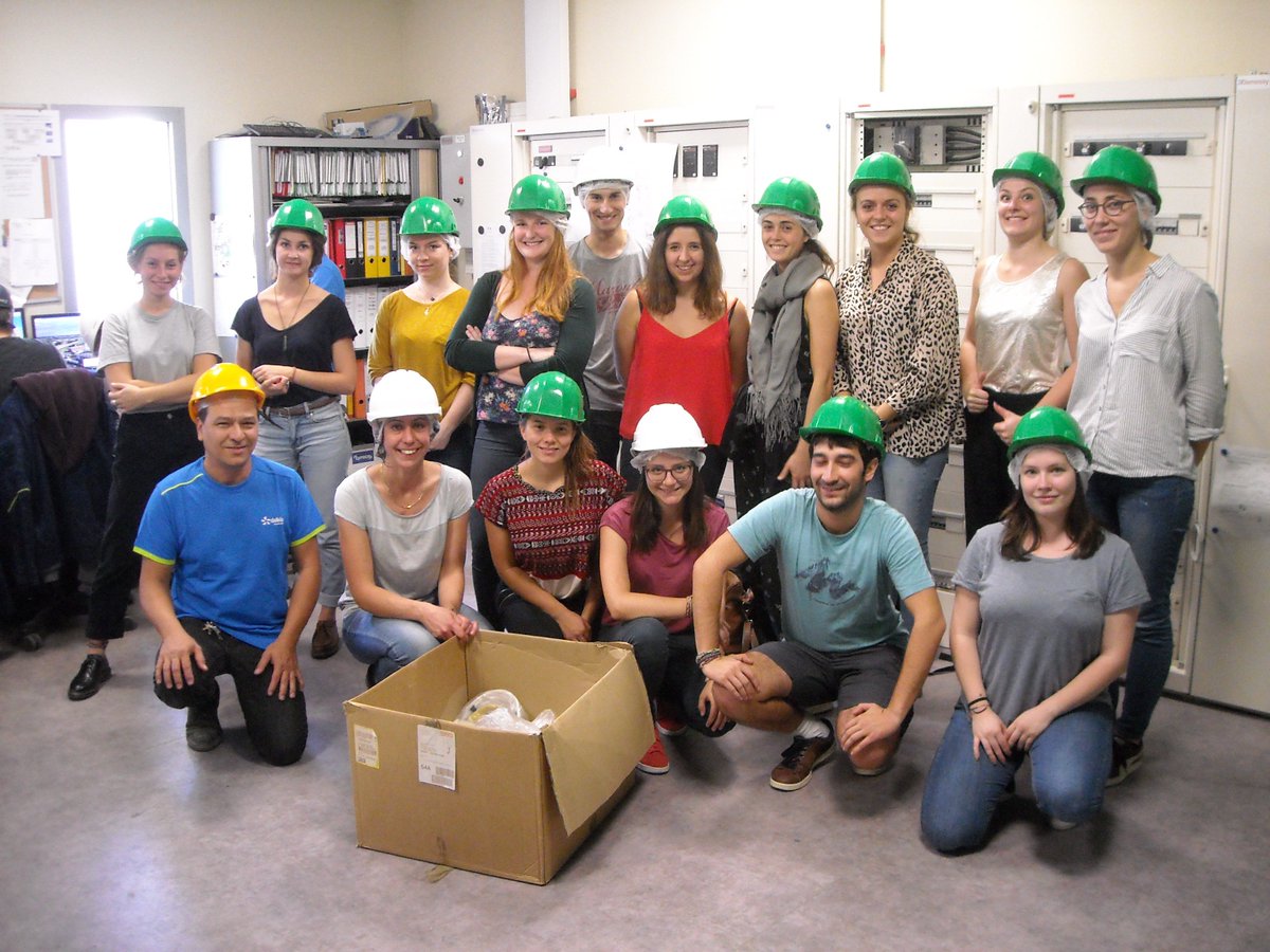 Des étudiants de l'#ENSAIA en visite chez Noremat. 🎓 Une visite poursuivie à la #chaufferie de #Vandoeuvre ; leur chaudière #biomasse est alimentée de #plaquettes de #bois fournies par nos clients ! 🌳🌳#valorisation #boisenergie #avenir #recrutement 📢