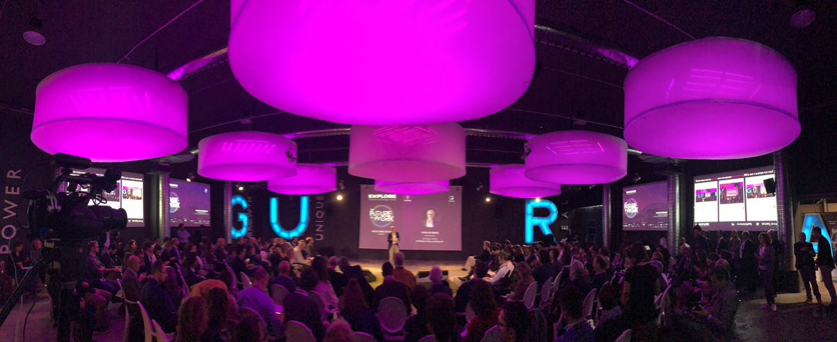 emurciano's tweet photo. Oggi a #xplore2018 si parla del futuro del lavoro, della transizione che vivremo nei prossimi 20 anni, di quello che facciamo oggi in funzione del futuro.

@GELLIFY_group 
@LuciaChierchia 
@lucadebiase 

#HumanCapacity
#AI https://t.co/Ds7ASz3DQZ