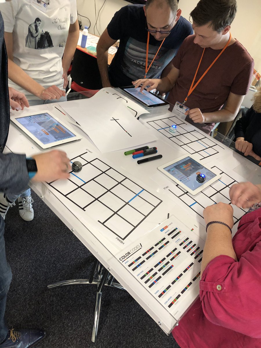 hightechtester's tweet photo. At #noordertest today and #ozobot programming is hot. Was preparing robot talk of my son with this last week. Adults have fun with these bots as well! 🤖 https://t.co/zJrLoYkGuW