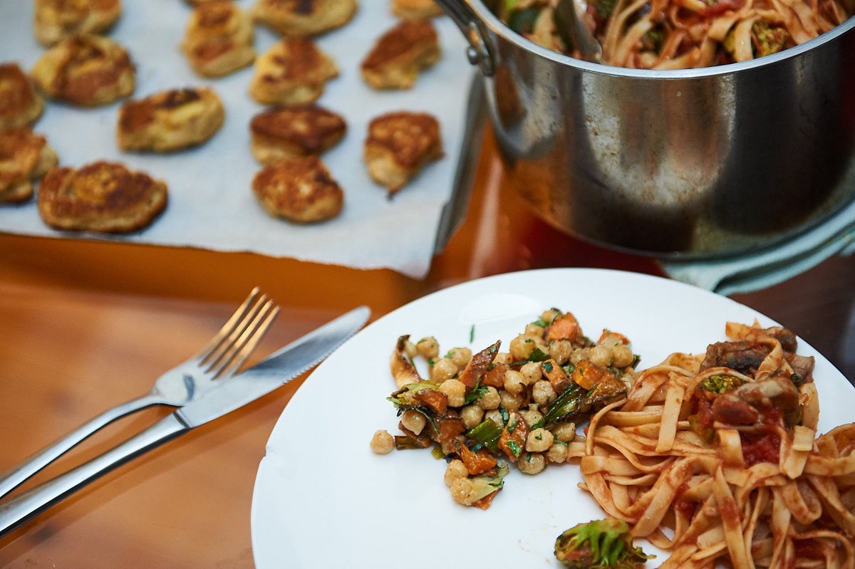 RpotterOrganic's tweet photo. I'm thrilled to be supporting Youth Food Movement's Salvage Supperclub.

Want a new way to catch up with mates over dinner?  

Sign up at https://t.co/E3zNDoV68D - Your stomach, wallet, and the planet will thank you. https://t.co/SnAzPfXOm4