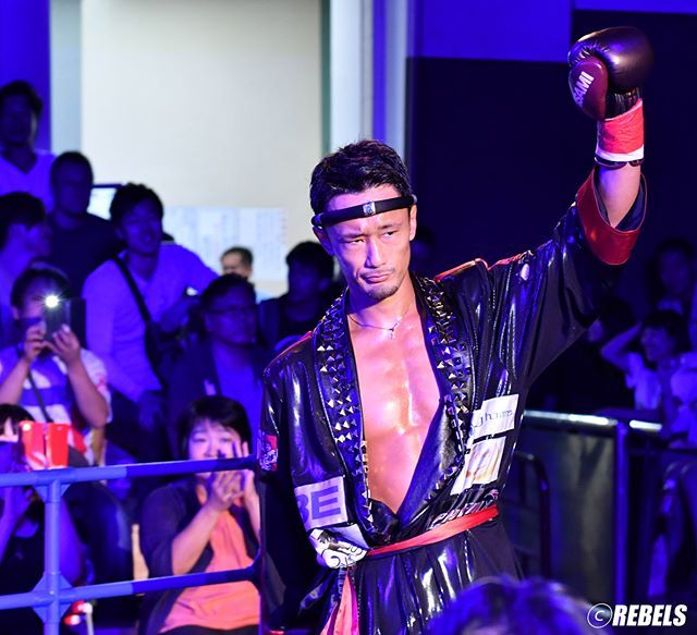 RebelsMuayThai's tweet photo. Lightweight one match
Genji Umeno vs Kiatphet・Peakmai-Restaurant
10.8 Mon REBELS.58 at Korakuen Hall
#REBELS #REBELS58 #梅野源治 #genjiumeno https://t.co/4T2HqjsE8f https://t.co/uQwhhYB7oc