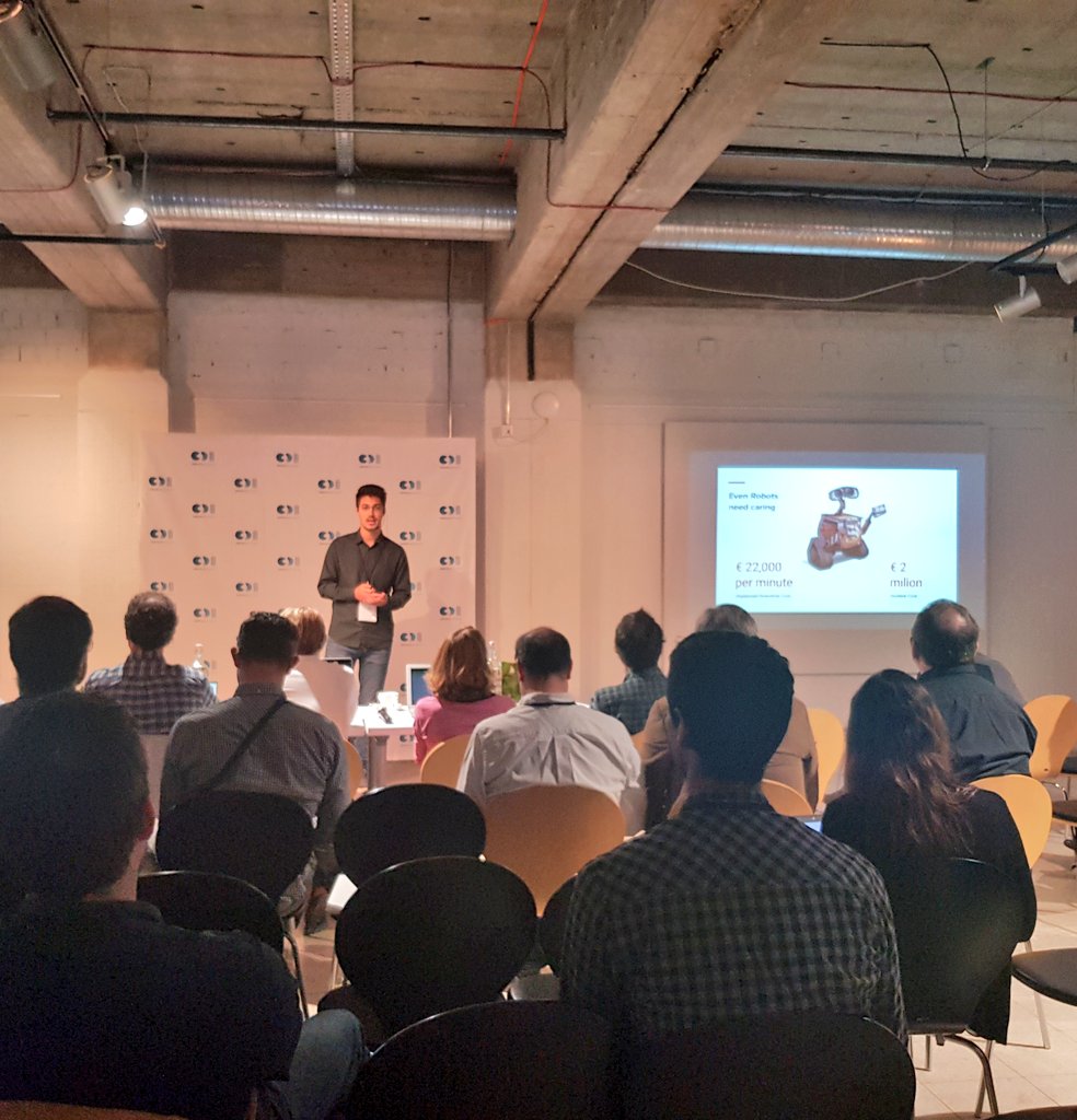 edincubator's tweet photo. We finish with the #VW #Data Challenge &amp; the great #startups #BigDaSolutions #Aiception @zylknet @LISSolutionsTW #InnovaLabs! Our jury will now head to the final evaluation 🤓 #Datathon #EDIncubator https://t.co/jC7mykeYzN