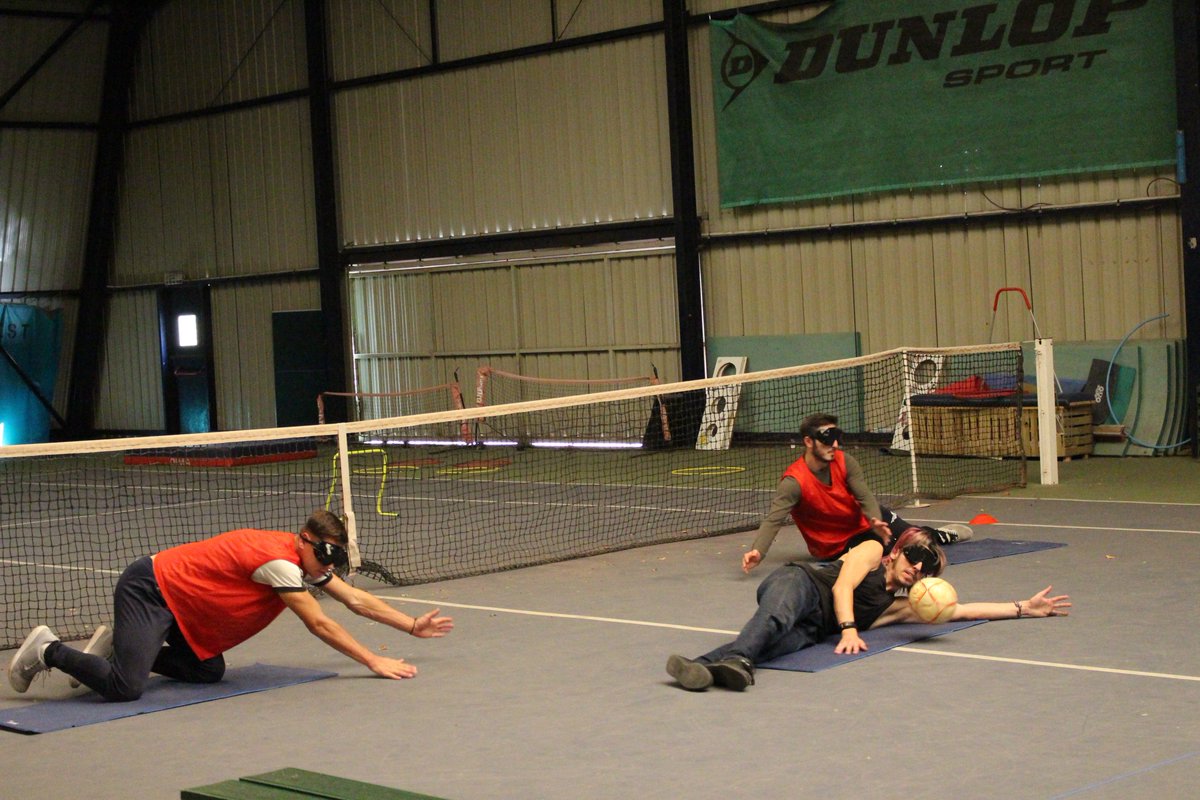 Le CDOS 54 propose deux Formations Civique et Citoyenne aux jeunes volontaires en <a href="/ServiceCivique/">Service Civique</a> sur le thème "Sport et Handicap" et "Sport et Laïcité". 
Calendrier et inscription sur : bit.ly/fcccdos54