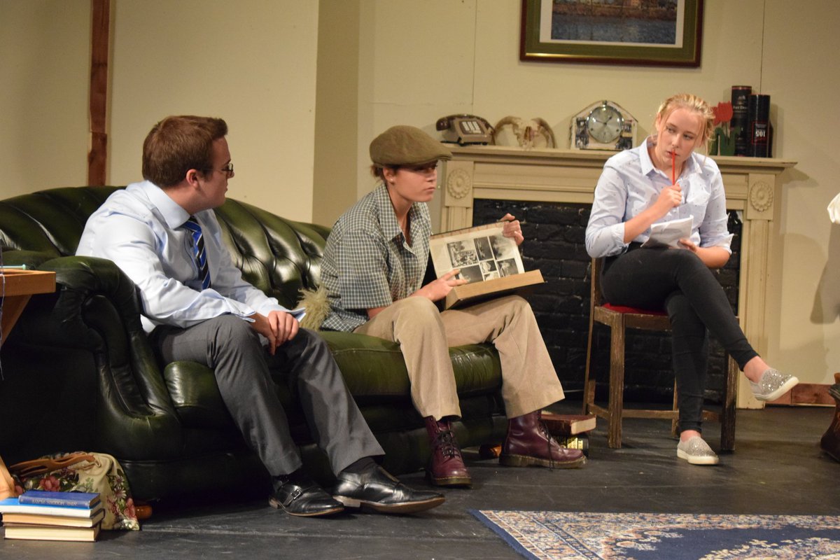 ellesmerecreate's tweet photo. Talbot House opened our annual House Play Festival with Alan Ayckbourn's 'Improbable Fiction' @Artsmarkaward @ArtsAward @ellesmerecoll https://t.co/4qDyRe49ro