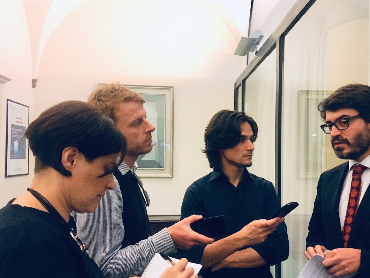 Servono figure trasversali ma anche specializzate in innovazione di prodotto, processo e packaging, automazione e robotizzazione, sviluppo di prodotti interconnessi, big data, personalizzazione di soluzioni e adeguamento alle normative - Vice Presidente Corrado Beldì alla stampa