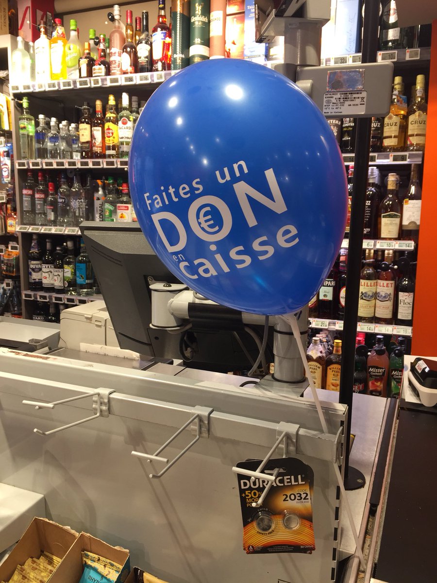 FondationBytel's tweet photo. C’est parti 🤛 4 équipes de #volontaires de la Fondation @bouyguestelecom se relaient ajd et demain dans 1 magasin Franprix pour collecter des #microdons pour @petitsprinces #solidarité @microdon_fr https://t.co/45MGGtMRt6