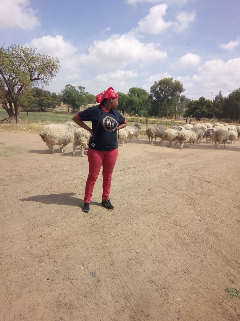 Nonhlanhlasebo1's tweet photo. It took me 15 years to realise that I was not happy in the Public Service.
Instead, my passion was laying somewhere else....
I honestly love doing what I do now...
#SebenzaMama https://t.co/6p0vndq83m