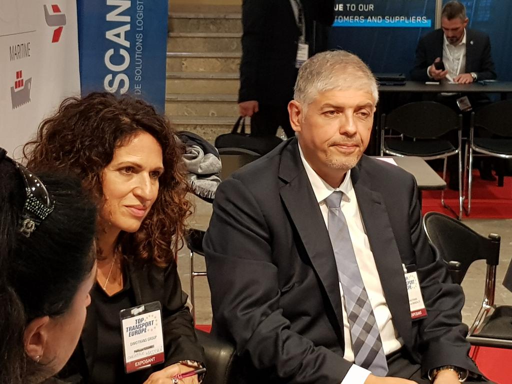 DIMOTRANSGroup's tweet photo. #transportmultimodal #logistique L'équipe @DIMOTRANSGroup @TRANSPORTDUCROS vous attend sur le rendez-vous #business #toptransport stand 49 ! https://t.co/ac4jSS930V