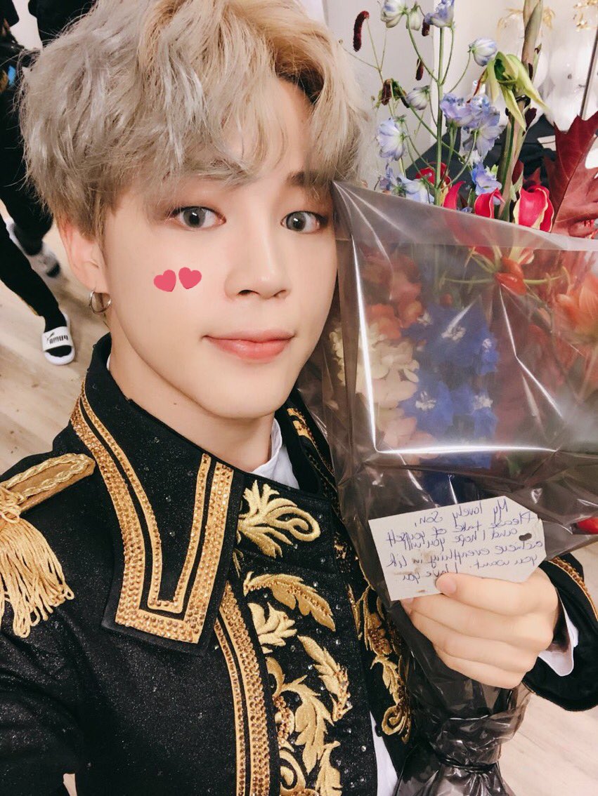 lost_pjm's tweet photo. he's so 💕💘💕💘💕💘💕 https://t.co/inkeGecv80