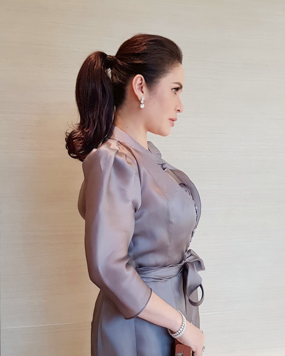 jayweehair's tweet photo. @jinkeepacquiao5 in @michaelleyva__ for #PimentelToBeWithYu ♡ makeup by @DENISEgoOCHOA &amp; #hairbyjaywee ✨ https://t.co/a7ModR30bM