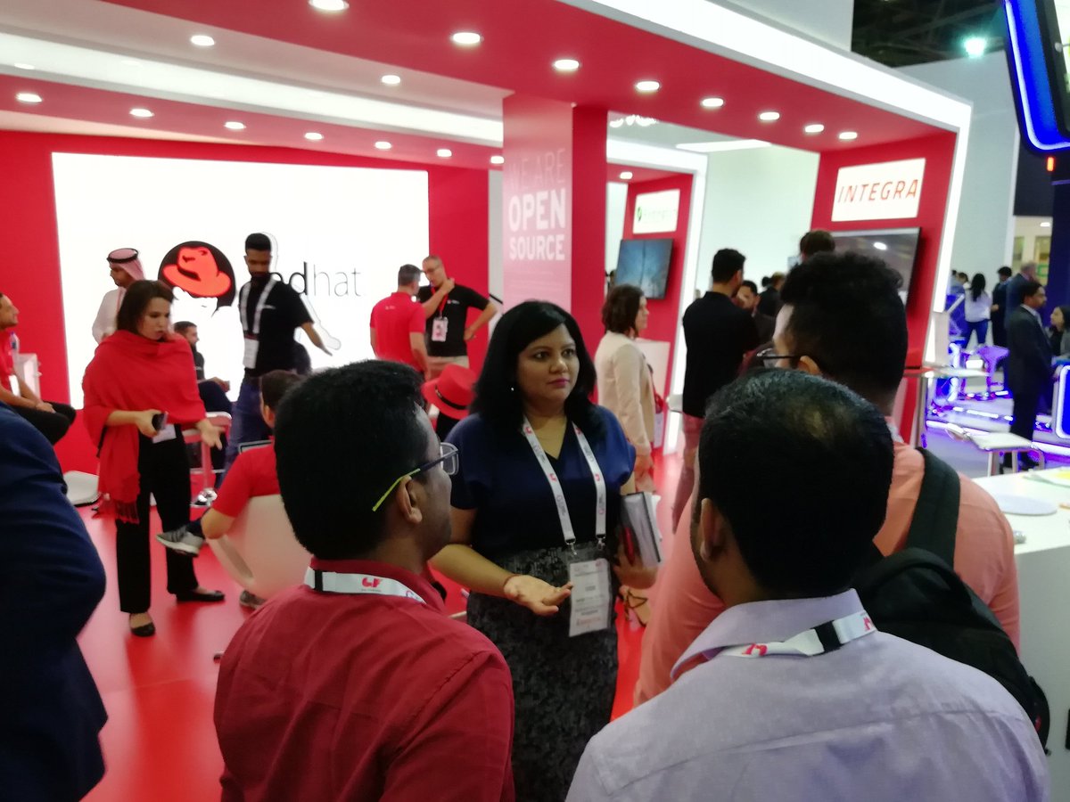 RedingtonValue's tweet photo. Our @RedHat expert Namitha Goel interacting with #Customers on the Red Hat stand in #GitexTechnologyWeek
.
.
#gitex #technology #dataispower #tech #gitextechweek #gitextechnologyweek #gitex2018 #poweriseverything https://t.co/YrM29VQns0