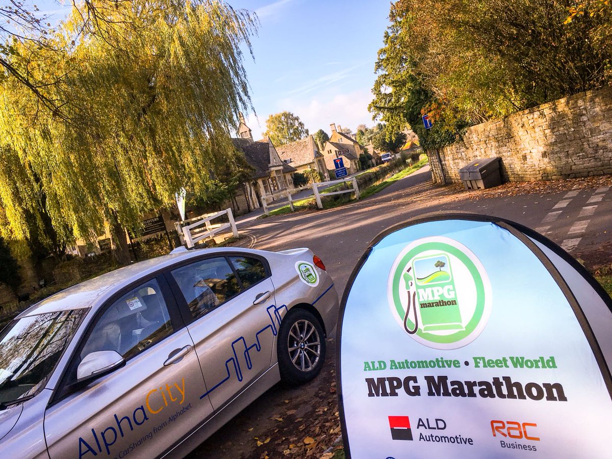 FleetworldMPG's tweet photo. Day 2 of the #MPGM18, first vehicles arrive for lunch @SlaughtersInn in the Cotswolds.
@ALDAutomotiveUK @RAC_Business @AMXTelematics https://t.co/i5CgscEwXX