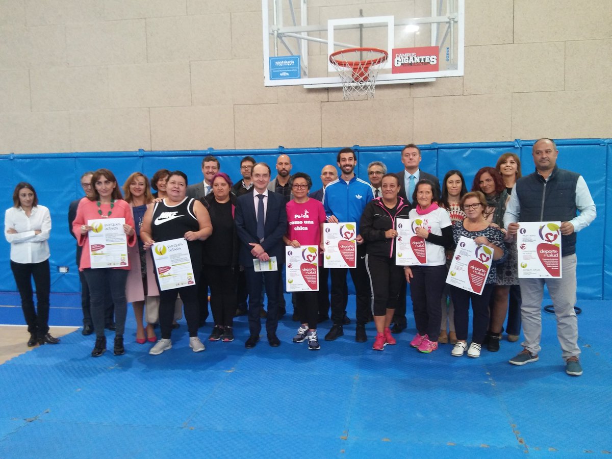 PilarMestreOr's tweet photo. Sumando esfuerzos 👥👥contra la obesidad y mejorar la calidad de vida de mujeres q han tenido cáncer de mama❤
Proyecto actividad física 🏃🏃con @SaludMadrid #HospitaldeGetafe #DASur #AtencionPrimariaCMadrid #SaludPublicaCMadrid + @aytogetafe
#DiaMundialContraelCancerdeMama https://t.co/8Wg68Hwb5t