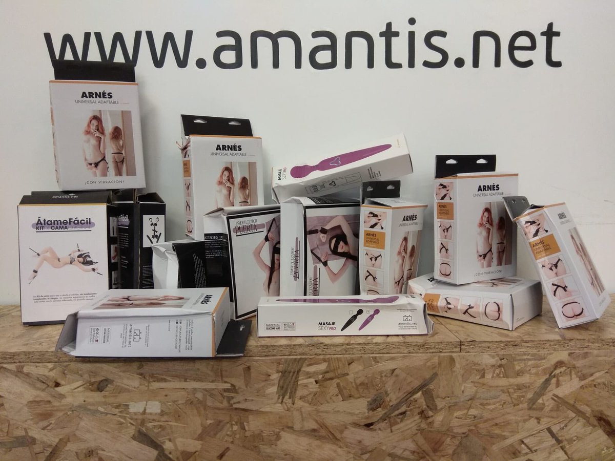 amantis_net's tweet photo. 📣 Ofertón en #amantisOutlet: nos ha llegado una caja con arneses con vibración, inmovilizadores de puerta, kits de cama, vibradores... y al abrirla hemos visto que los embalajes estaban aplastados 😱 Los productos están en perfectas condiciones y los hemos puesto al 40%! https://t.co/YGM3waMFtb