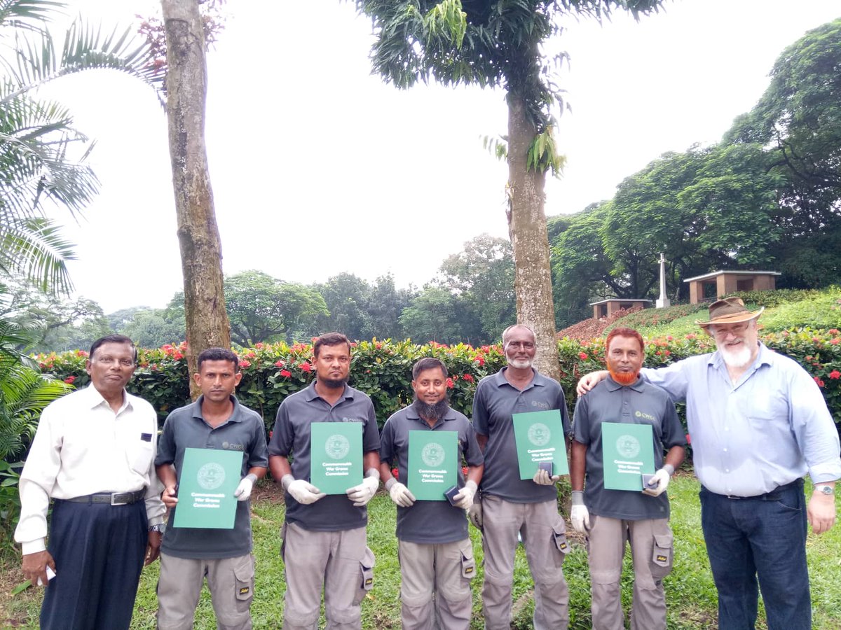 MbeMohd's tweet photo. Mr Rod Carkett visiting Mainamati War Cemetery and presented staffed with Long Service Certificate and Badge. @CWGC @grai007 @RodCarkett https://t.co/H3rhZvjO3h