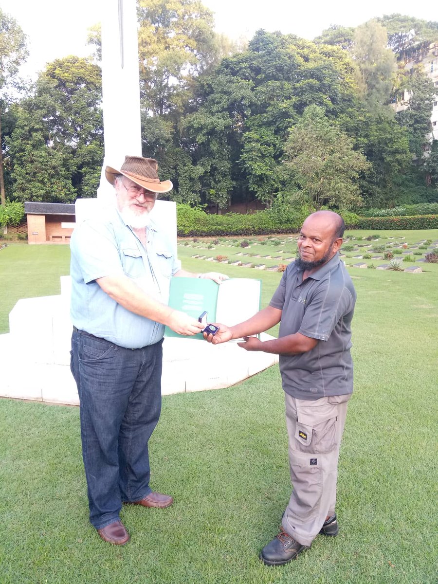 MbeMohd's tweet photo. Mr Rod Carkett visiting Chittagong War Cemetery and presenting Long Service Certificate and Badge. 
@RodCarkett @grai007 @CWGC https://t.co/sLMjEezYqs
