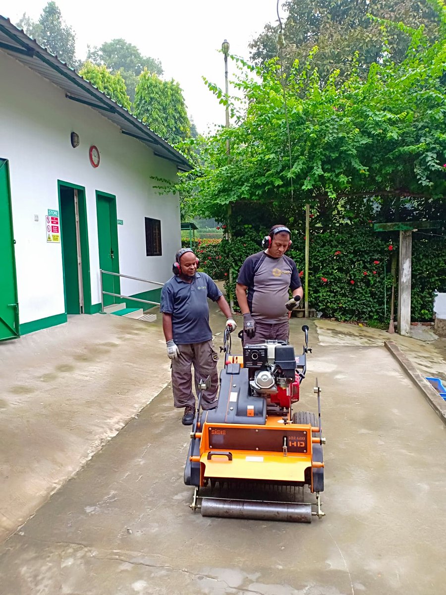 MbeMohd's tweet photo. Mohd. Salman Mechanic Delhi checking all Machines at Chittagong and Mainamati War Cemetery. 
@CWGC @RodCarkett @grai007 @MohdSal65893806 @rabi_cwgc https://t.co/lIg19hbD2N