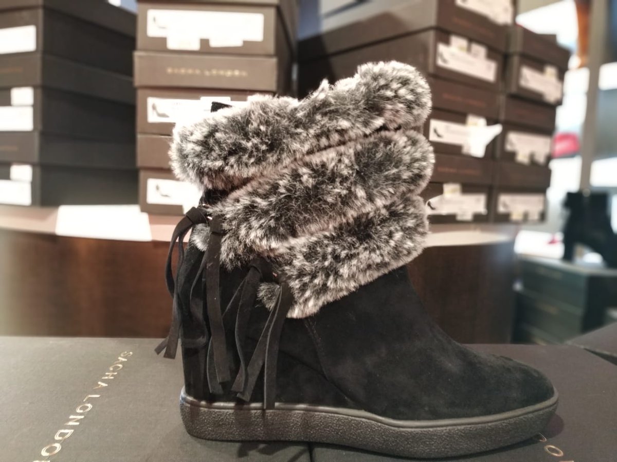 SACHALONDON's tweet photo. Modelo EVA #botines #botinespiel #calzadodeelda #zapatodecalidad https://t.co/SRByAPm94U