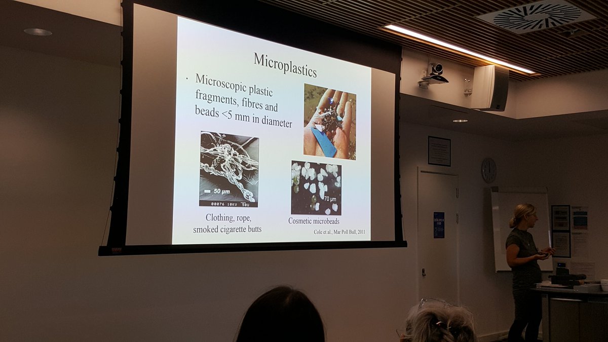 Fish_Genomics's tweet image. Tamara Galloway discusses the issue of microplastics in the aquatic environment #CLEScon