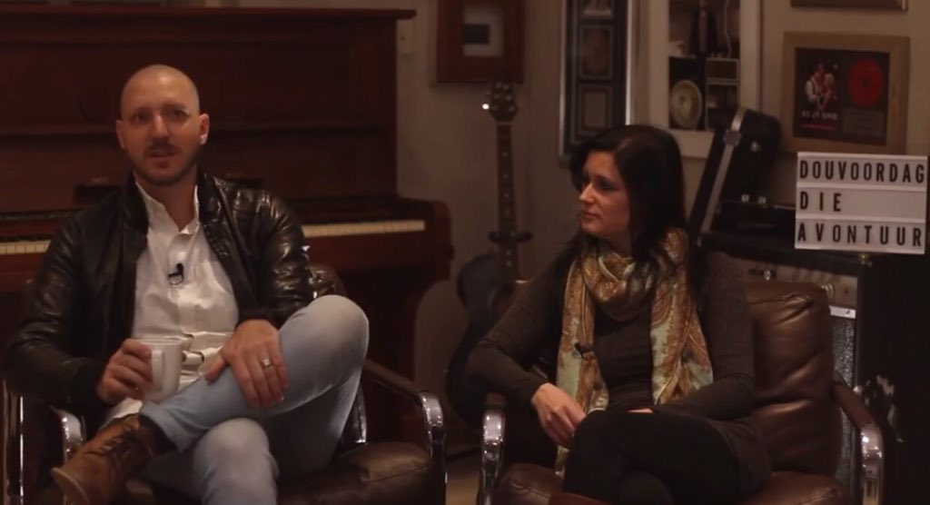 Hier is n kykie agter die skerms na die opname proses van ons album #DieAvontuur wat nou beskikbaar is! youtu.be/5YtQS84pP60 <a href="/illadebeer/">Ilse de Beer</a> <a href="/JattiedeBeer/">Jattie de Beer</a> <a href="/jakeodendaal/">jake odendaal</a> <a href="/JAYSUN_F/">Jason Ferreira</a> <a href="/botes_gideon/">Gideon Botes</a>