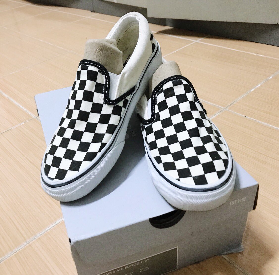 Jadai07's tweet photo. #ส่งต่อรองเท้า VANS SlipOn Classic 💯👟
สภาพดี ไม่มีรอยเปื้อน  ซื้อมา1880 ส่งต่อตามสภาพการ���ช้งาน 750รวมส่งems
Size : US 7.0 23.5 cm
พร้อมส่งนะคะ สนใจสอบถามได้ค่ะ
Line : Jane.jjrts
#รองเท้ามือสอง #สภาพดี #รองเท้าแวน #สลิปออนมือสอง #ส่งต่อ #มือสอง #สภาพดี #VANS #รองเท้าผ้าใบ https://t.co/YN080C4vys