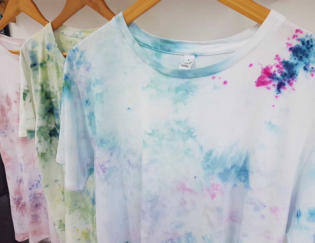 goldendesignuk's tweet photo. New line of men's t-shirts nearly finished. These will be available to buy at Christmas Open Studios 30th Nov - 3rd Dec. Many colours and sizes available. Come and say hi and maybe even pick up a few Christmas gifts from myself or one of the other fantastic artists at Krowji. https://t.co/hnQC0cN5gF