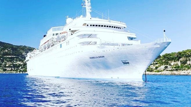 MariaMyatt_'s tweet photo. I'm excited to announce that I will be starting rehearsals for my first professional job as a lead vocalist for MARELLA DREAM cruiseline! Traveling the Canary Islands, the Mediterranean and more for 9 months! Over the moon to be given this opportunity! Thankyou @SLTalentAgency ❤️ https://t.co/LdwI7NaeWN