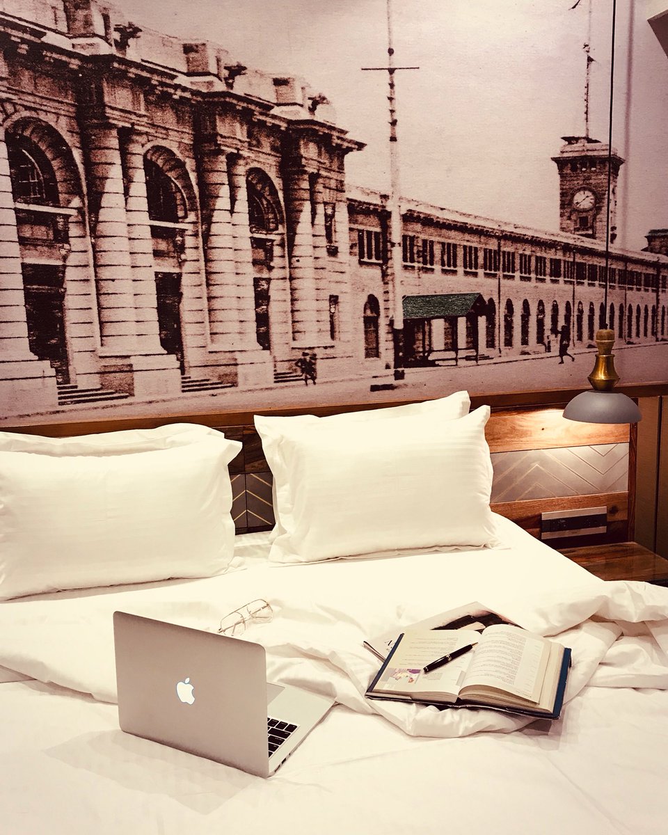 syed_aliullah's tweet photo. “Work hard than you think you did yesterday.” #alexelle #focus #hardworkpaysoffs #hotelroom #traveling #whitebedding #passport #interiordesign #workinbed #apartment #myroom #roominspiration #hustle #hardworkingmen https://t.co/GlNWIX56Al