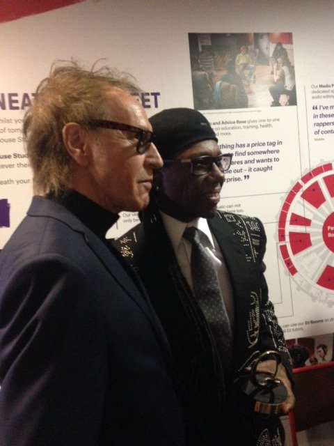 TheKinks's tweet photo. Last night The Kinks won the Classic Album award for “The Kinks Are The Village Green Preservation Society” at @QMagazine's #QAwards. Here’s @RayDDavies with @NileRodgers &amp; Don Letts at the ceremony. Order the special 50th anniversary edition of #VGPS here https://t.co/0jAGUozLRI https://t.co/mYNIEXeUKk