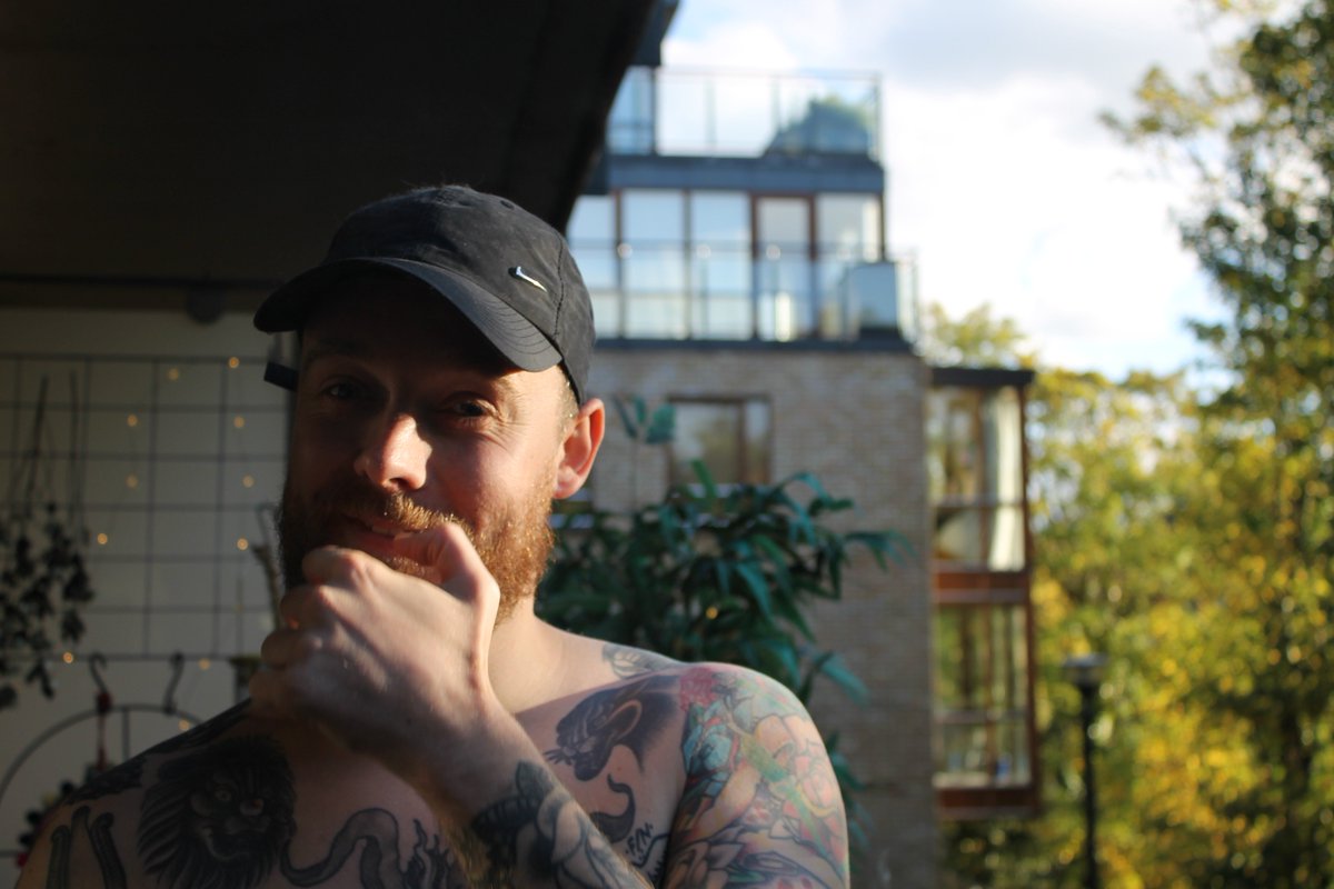 Premiere: Hip-hop with hardcore punk heritage from new Irish MC Nealo

n9.to/2ylA75O