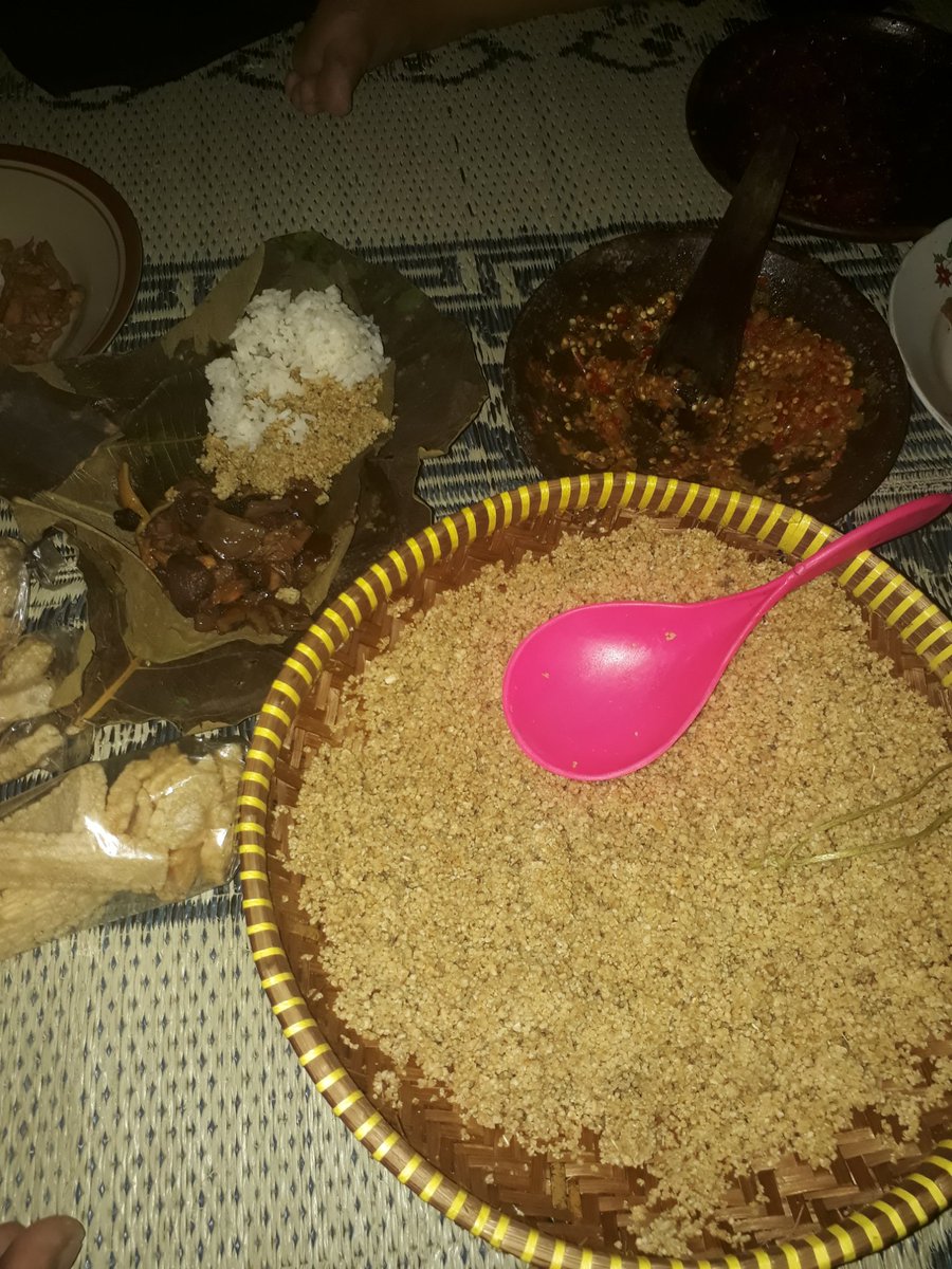 banndybond's tweet photo. Ngene iki marai kelingan @TentangGK https://t.co/oD5CSWf78r