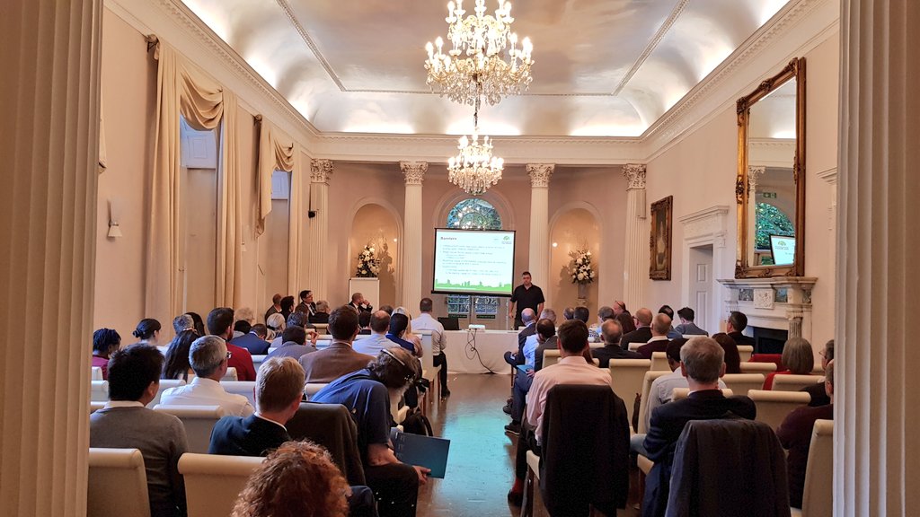 luceliataranto's tweet photo. Arnout Andrews @Remourban_EU talks about the challenges around #energyefficient #retrofit and #communityenergy at @ProjectSCENe's symposium Energising #communities: the #Nottingham #Energy Revolution @ColwickHall

#EnergyRev18 #GreenGB #GreenGBWeek https://t.co/jKJC6jiY7F
