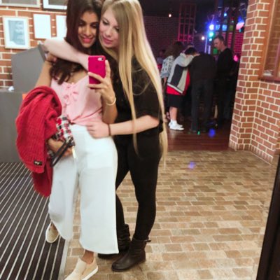 Chethila's tweet photo. #NewProfilePic https://t.co/ny4CQUWm72