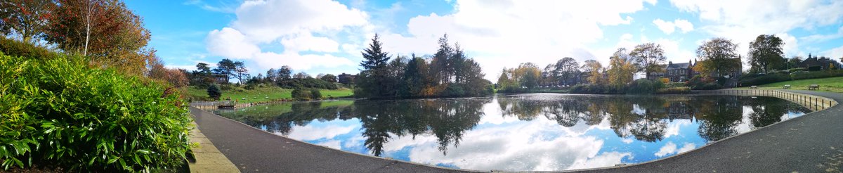 CraigSkelly84's tweet photo. It's great to get out at lunchtime for the daily mile walk around Keptie Pond. Looks especially good on a sunny day and ideal for clearing the mind 🌞 #dawellbeing #keptiepond #stepawayfromthekeyboard https://t.co/kNpYfVI7ae