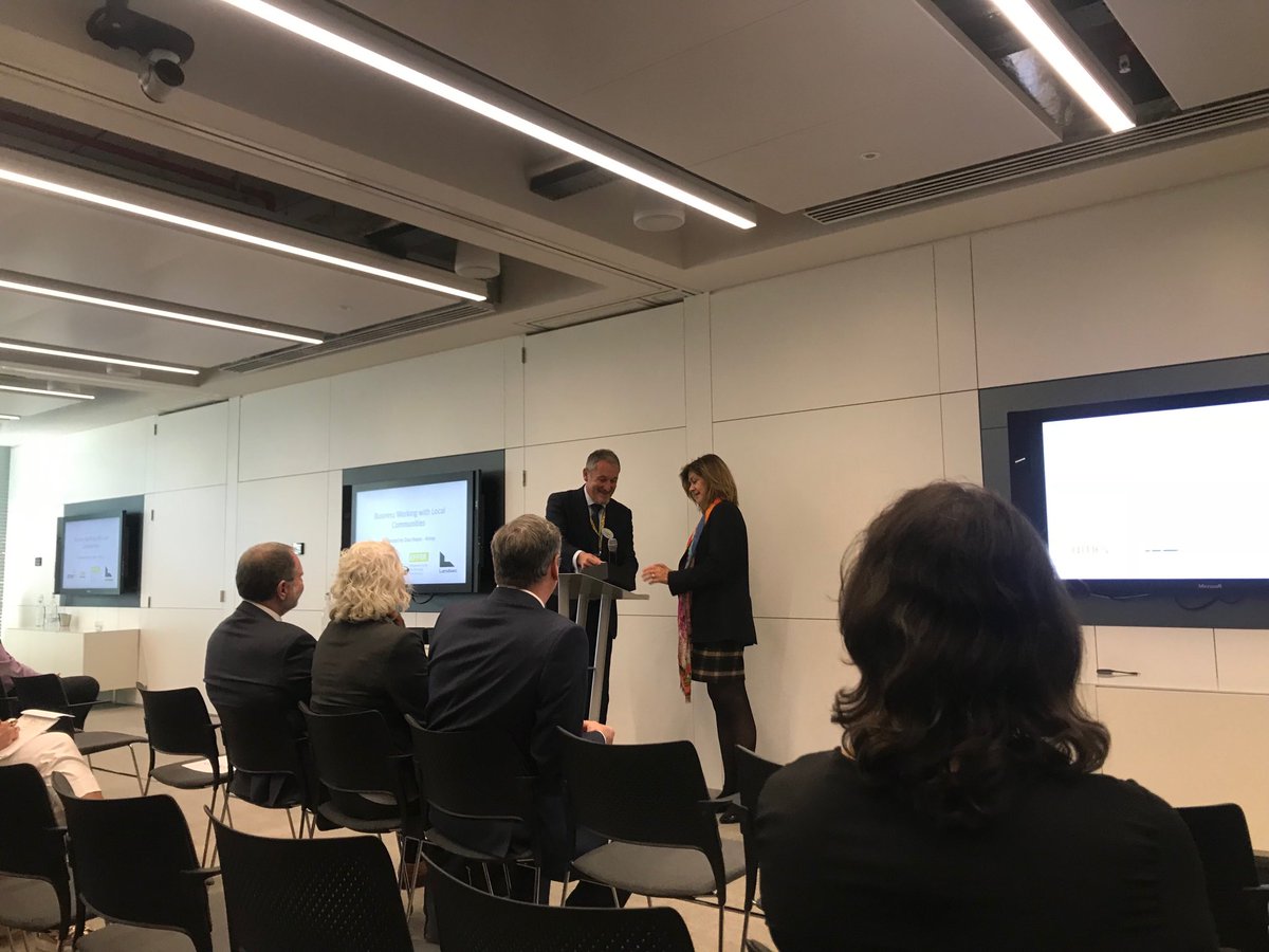 Brilliant ⁦<a href="/theEFFRR/">EFFRR</a>⁩ event this morning and delighted to see <a href="/mindthegap2020/">Mind The Gap</a>  stakeholders ⁦<a href="/TidewayLondon/">Tideway</a>⁩ win an Employer award for engaging with community partners to help them #tapintotalent #recruitfairly #bantheboxuk