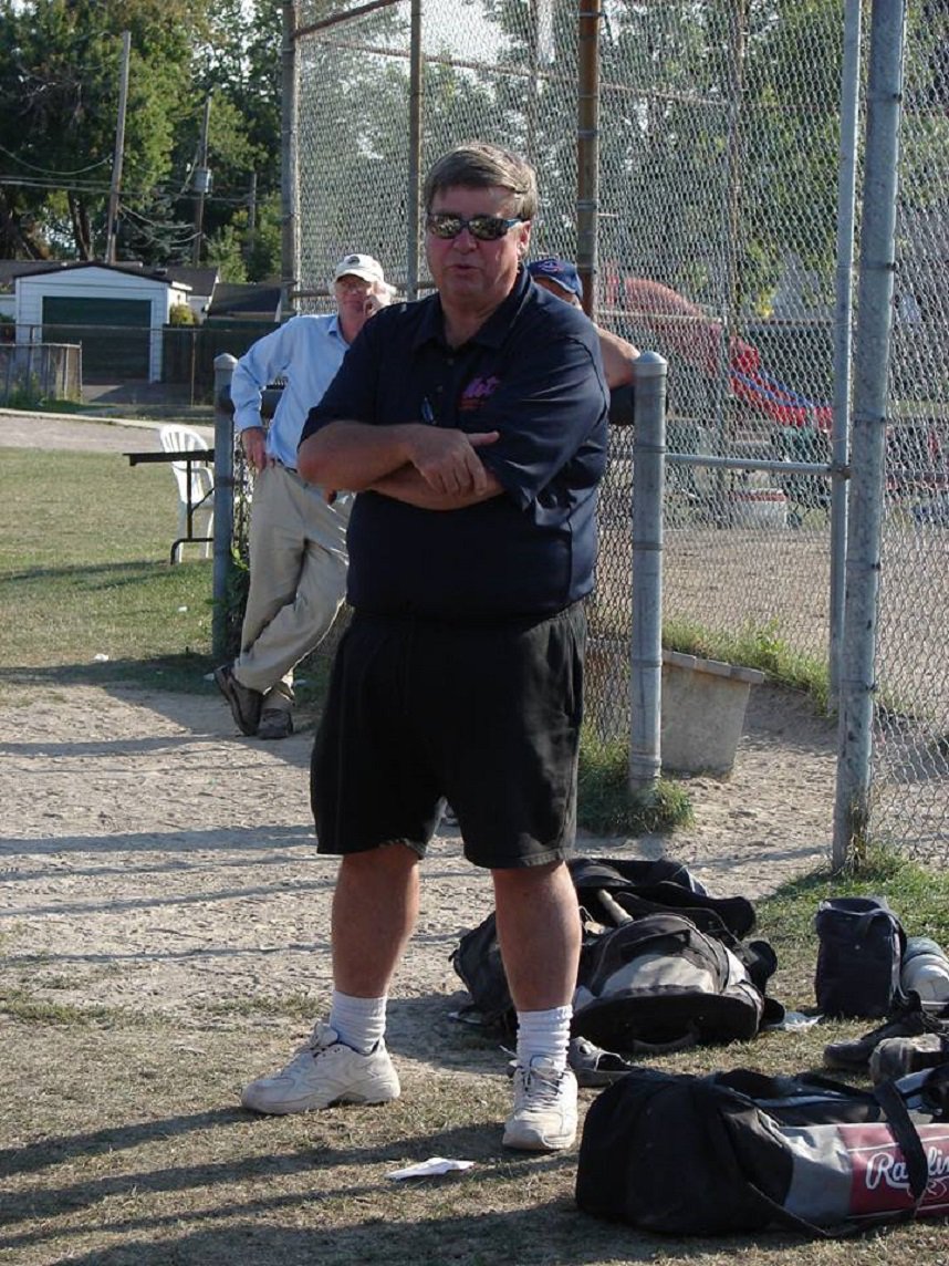 CDNBaseballNet's tweet photo. R. I. P. Terriers' exec John Jepson, co-founder, Toronto Mets https://t.co/Dg5p6Isw41 By: Bob Elliott @TorontoMets @TerrierTeams @ThePBLO https://t.co/toL1EqPYnm