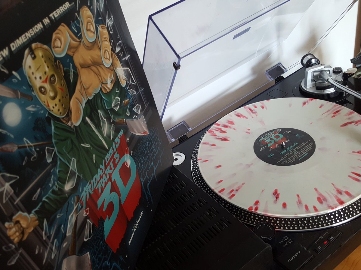 VHS_et_CANAPE's tweet photo. Comment ne pas succomber à l'envie d'écouter cette B.O de Friday the 13th part 3 de Harry Manfredini ! #SlasherVHS https://t.co/slow5ZAK67